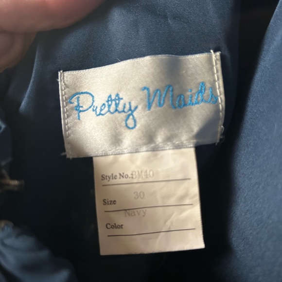 Women’s plus bridesmaid dress - Picture 3 of 3